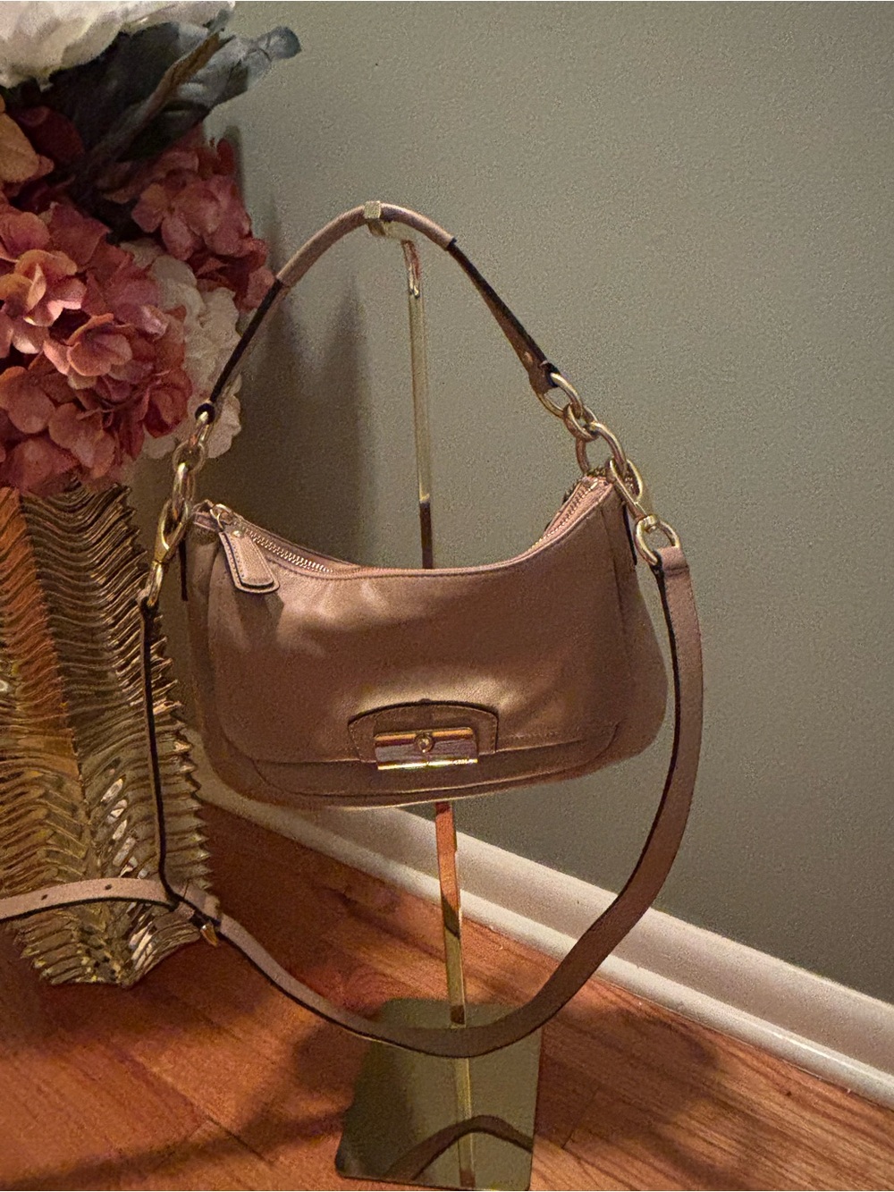 Coach Kristin Leather Crossbody Hobo Bag β Excellent Pre-Owned Conditionβ¦πππππππ - Picture 1 of 10